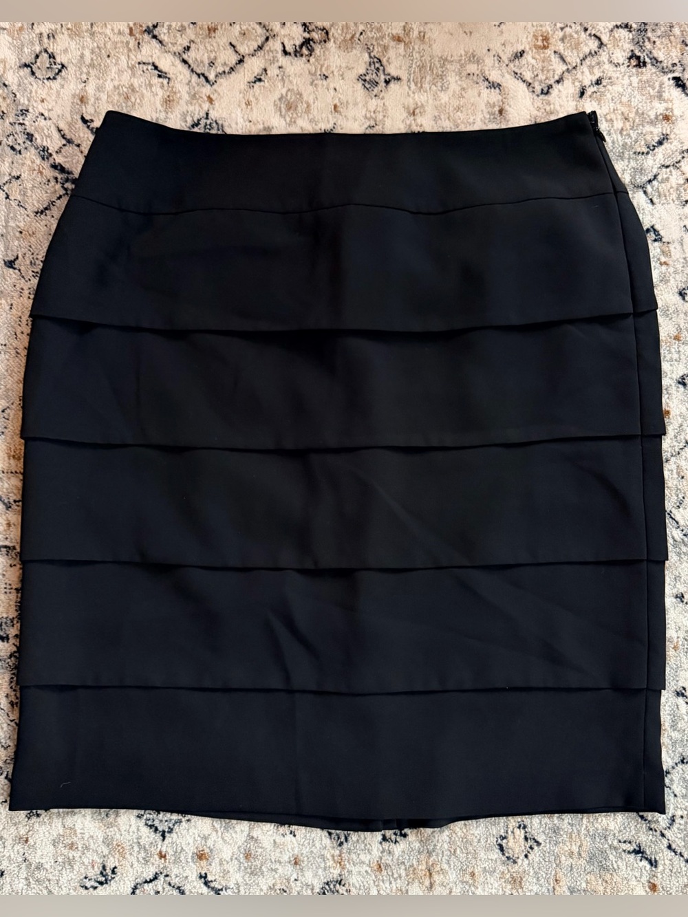 Jones Studio Black Tiered Pencil Skirt